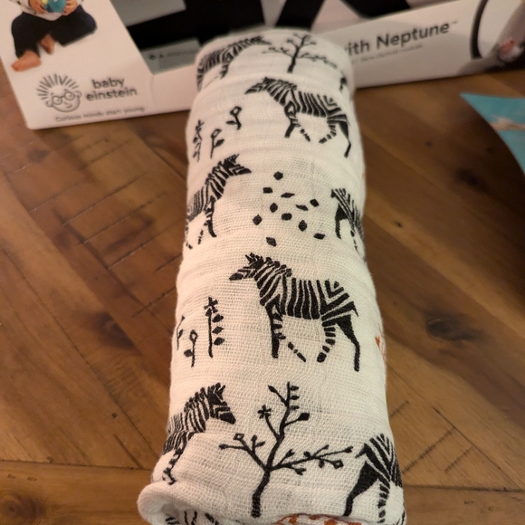 3 item baby shower gift - Picture 5 of 6